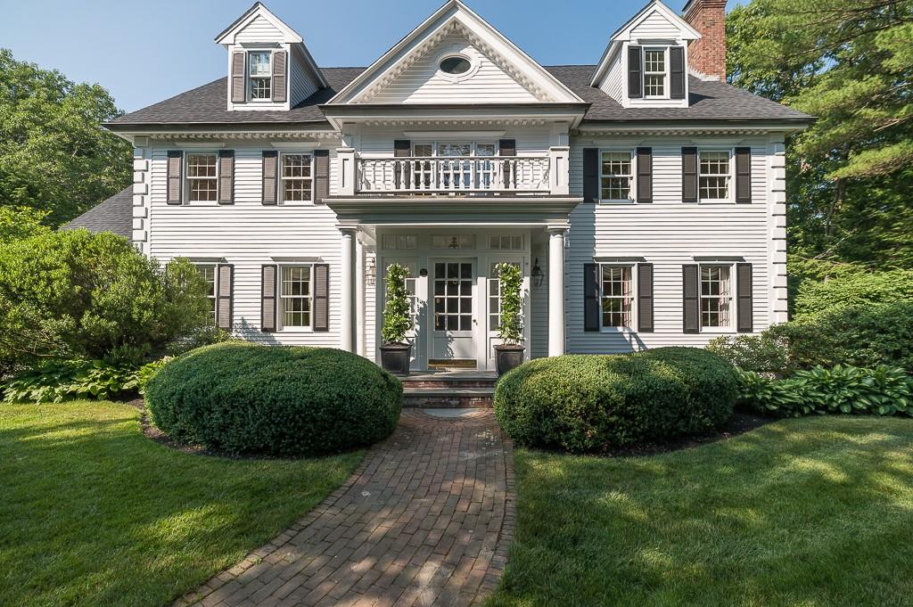 35 Old Planters Road Beverly, MA 01915 - Photo 1 of 41