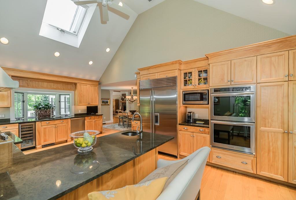 35 Old Planters Road Beverly, MA 01915 - Photo 15 of 41