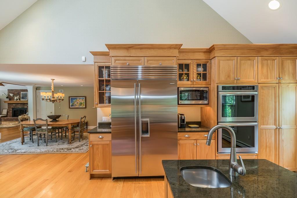 35 Old Planters Road Beverly, MA 01915 - Photo 16 of 41