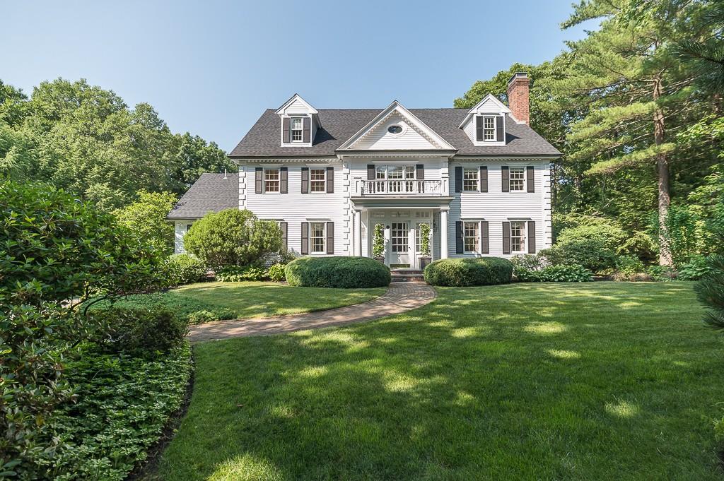 35 Old Planters Road Beverly, MA 01915 - Photo 2 of 41