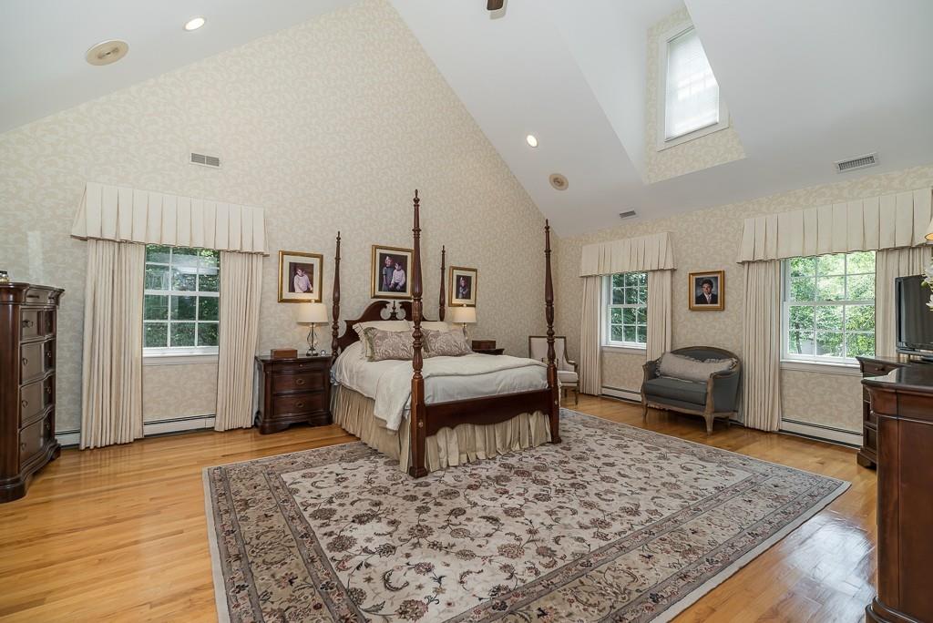 35 Old Planters Road Beverly, MA 01915 - Photo 26 of 41