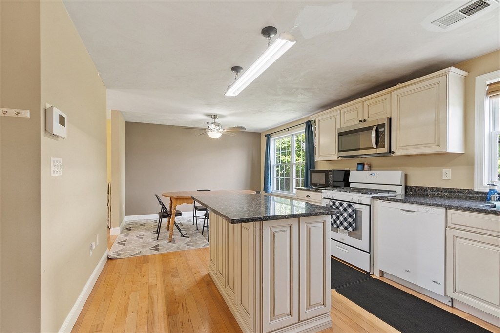 26 Old Ferry Road Lowell, MA 01854 - Photo 12 of 31 Gallery Image 12