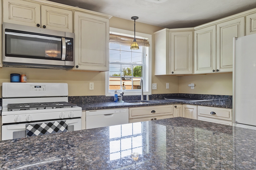 26 Old Ferry Road Lowell, MA 01854 - Photo 13 of 31 Gallery Image 13