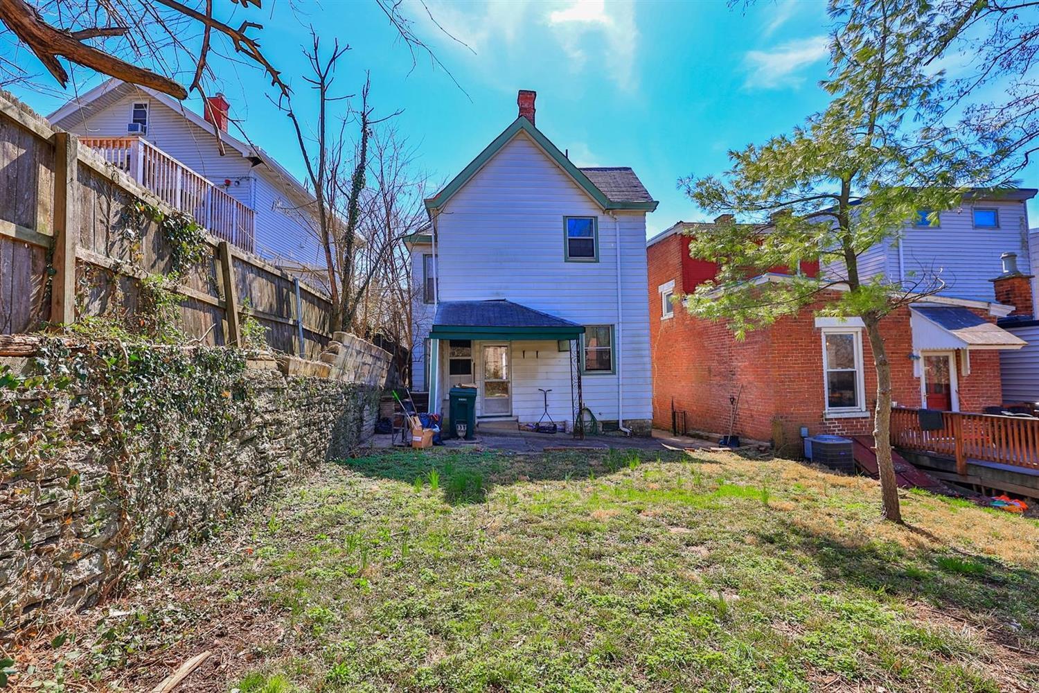 620 Riddle Road Cincinnati, OH 45220 - Photo 20 of 21 Gallery Image 20