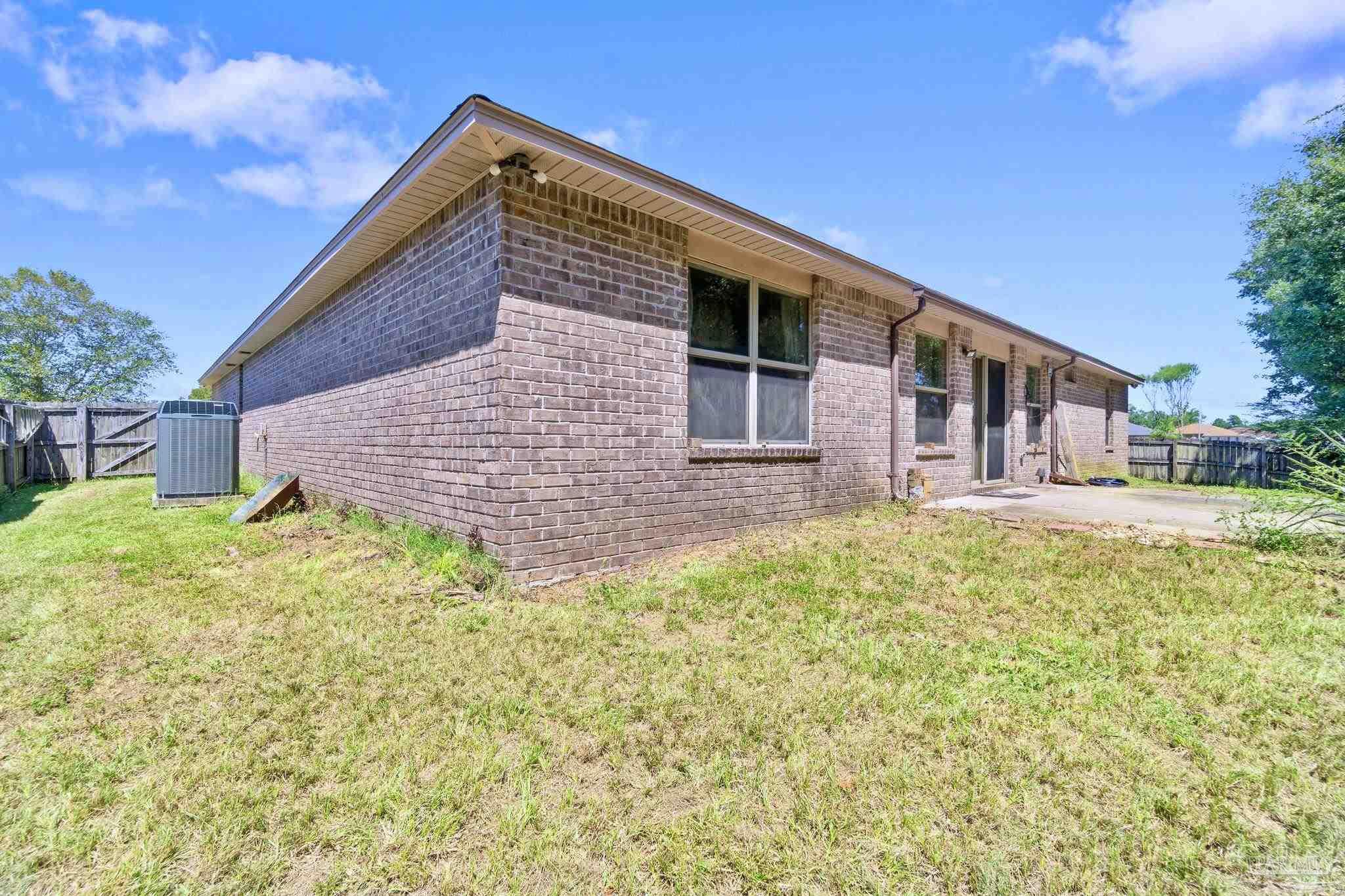 5514 Mill House Circle Pace, FL 32571 - Photo 37 of 40