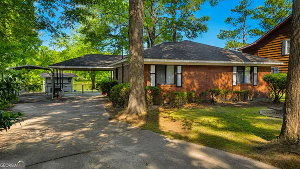 $239,900 | 329 Edgewater Drive, Macon, GA 31220