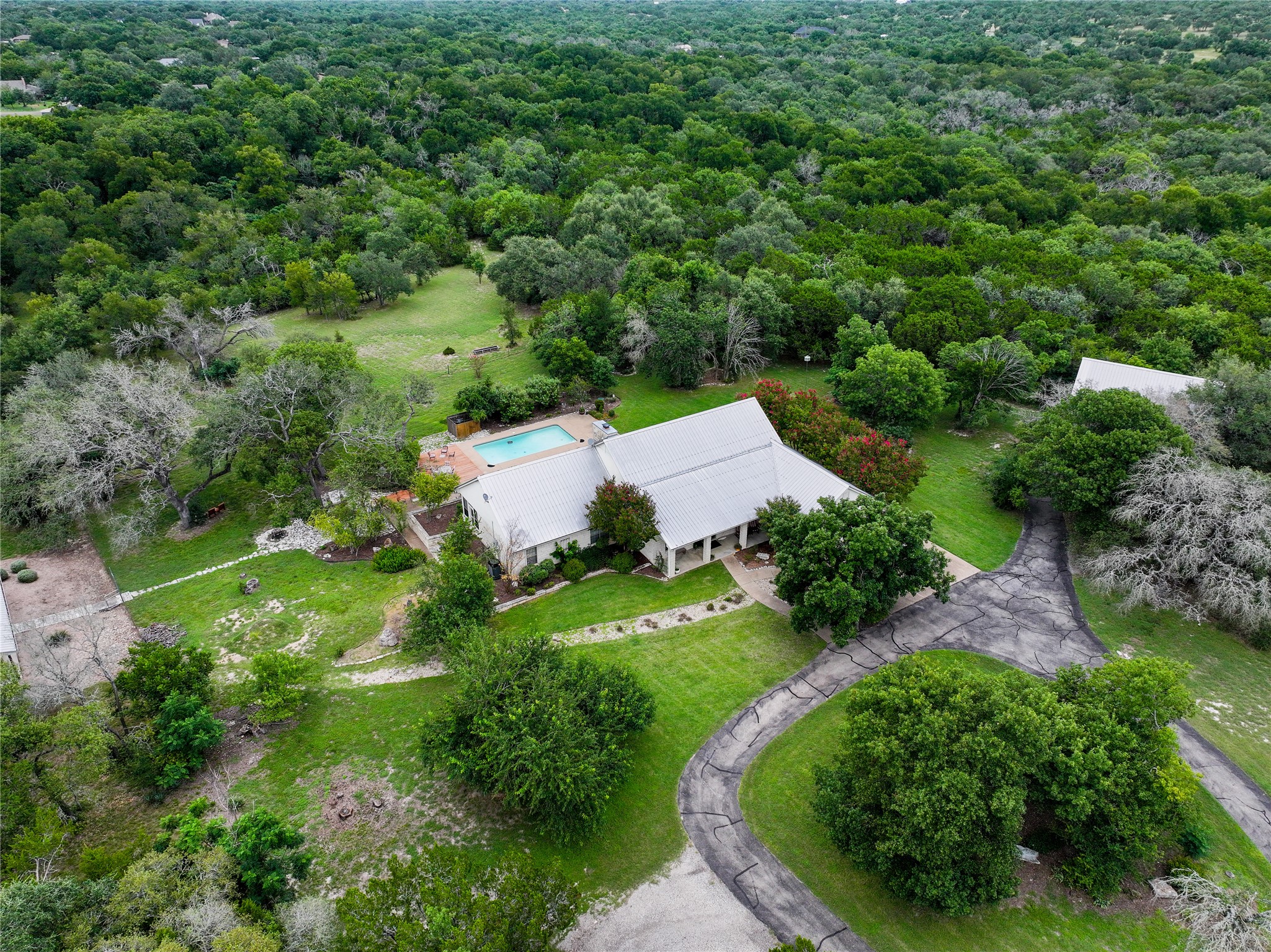 13730 Settlements Road Salado, TX 76571 - Photo 37 of 40 an aerial view of a house with yard