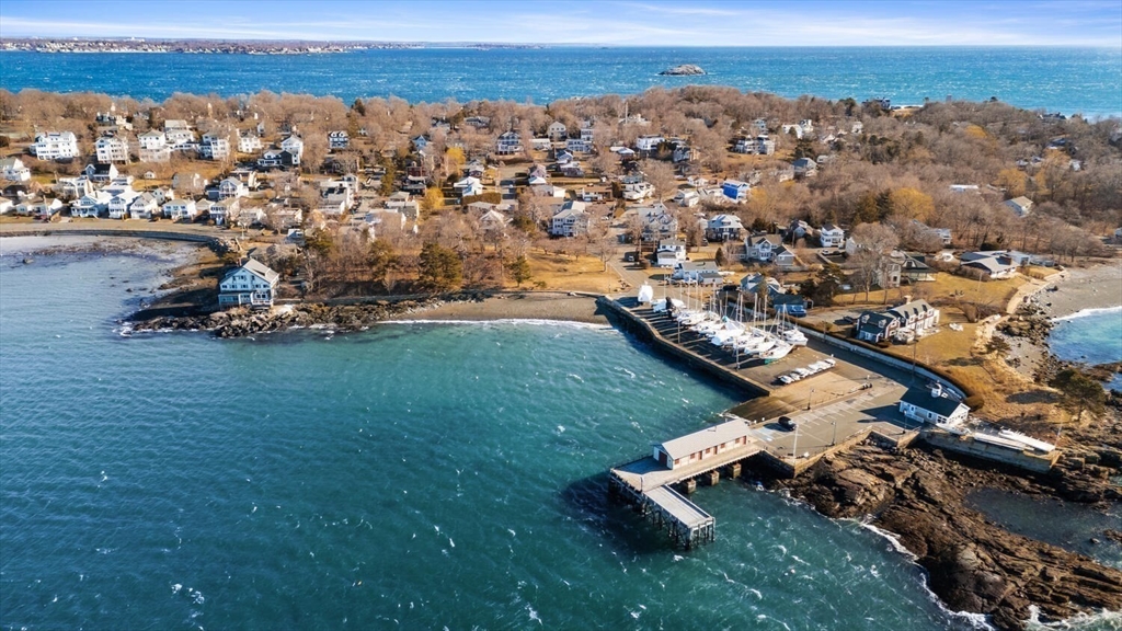 162 Willow Road, Unit 11 Nahant, MA 01908 - Photo 3 of 24