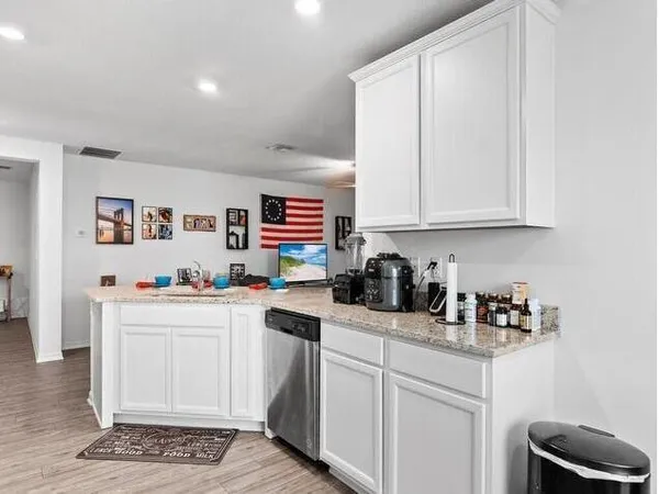 $2,600 | 5318 Imagination Drive, Fort Pierce, FL 34947