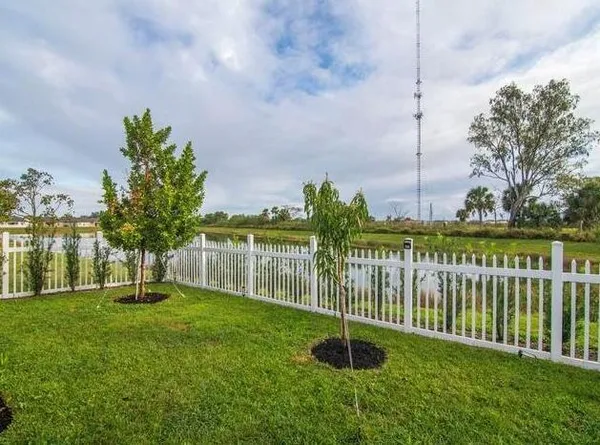 $2,600 | 5318 Imagination Drive, Fort Pierce, FL 34947