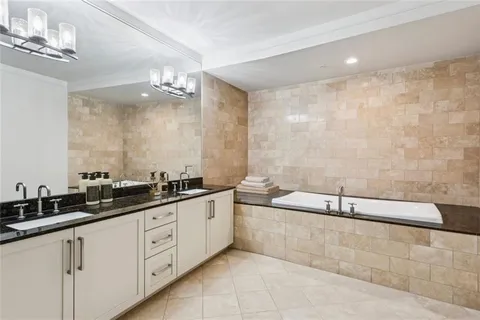 $1,950,000 | 3344 Peachtree Road Northeast, Unit 4104, Atlanta, GA 30326