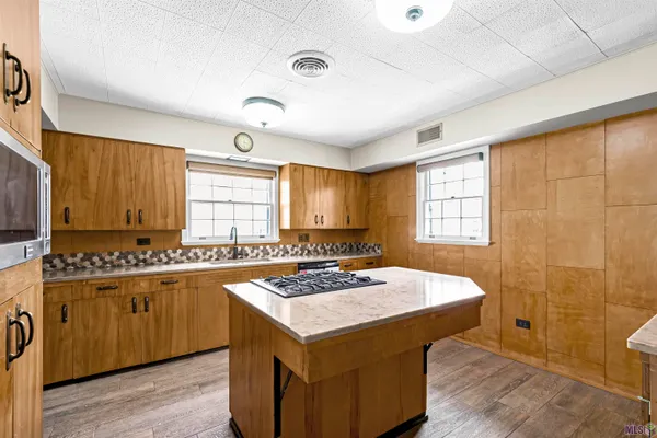 $2,775 | 222 East Sanders Street, Gonzales, LA 70737