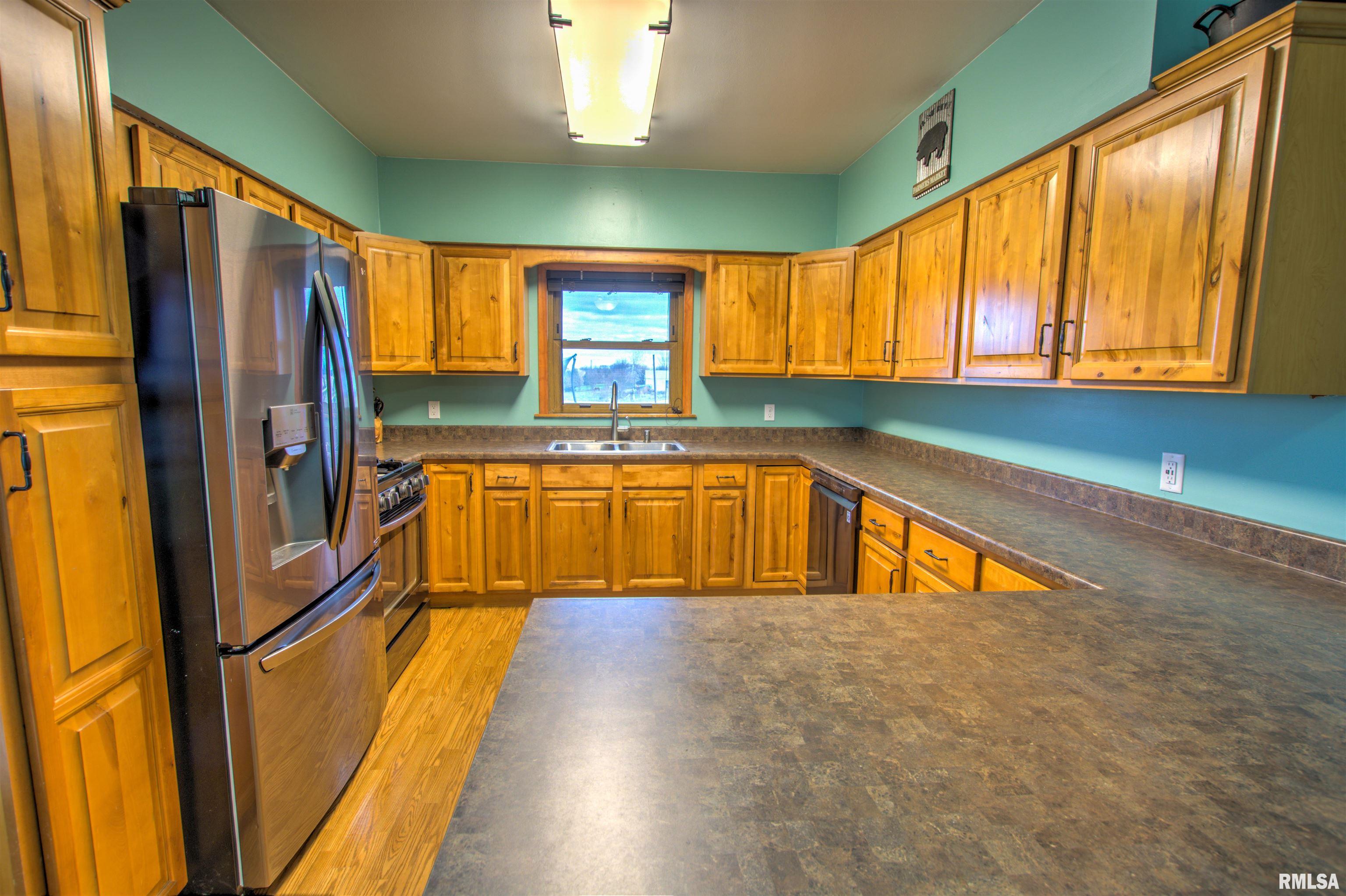 3650 Harts Mill Road Clinton, IA 52732 - Photo 13 of 34 Gallery Image 13