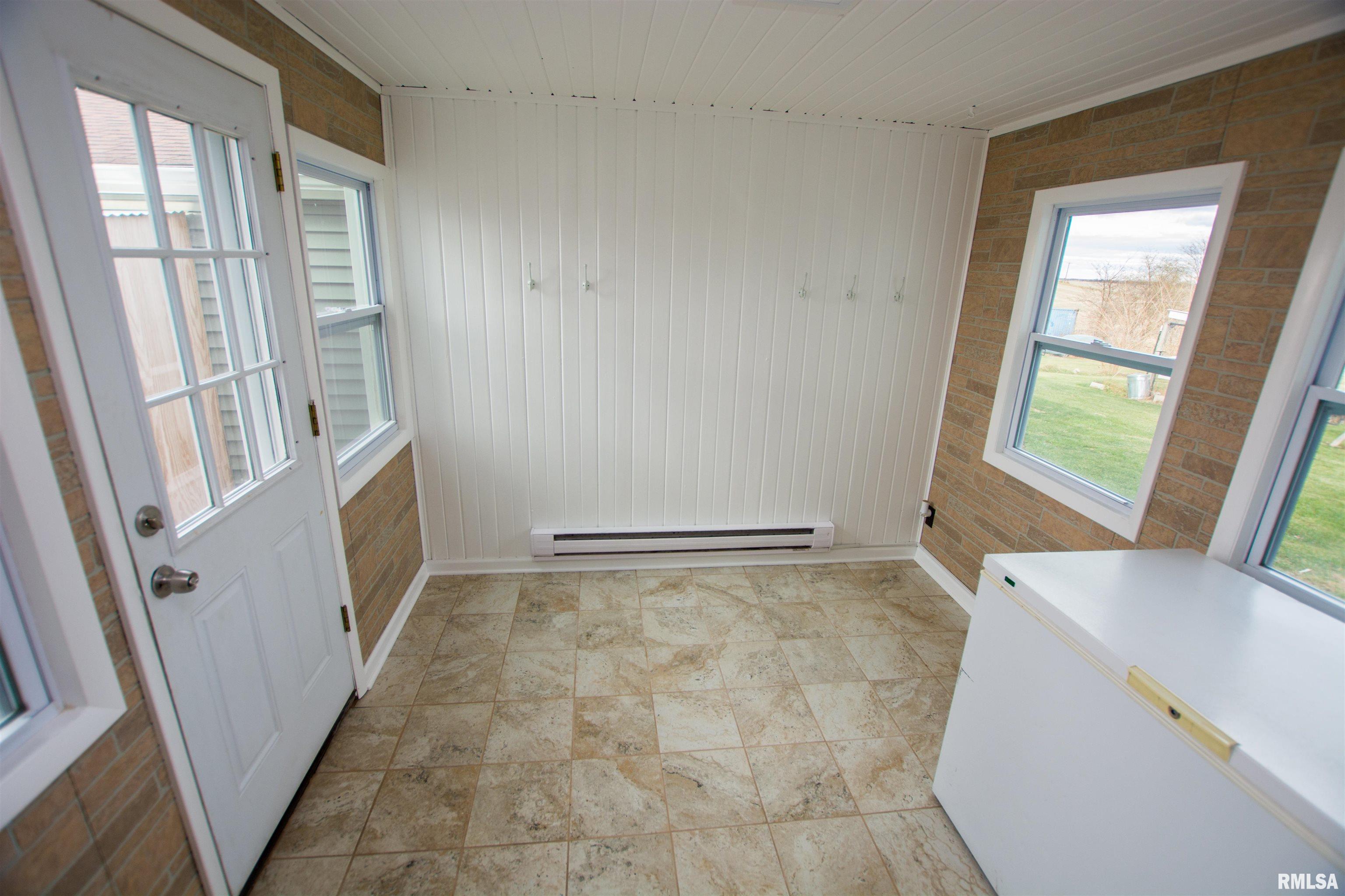 3650 Harts Mill Road Clinton, IA 52732 - Photo 31 of 34 Gallery Image 31