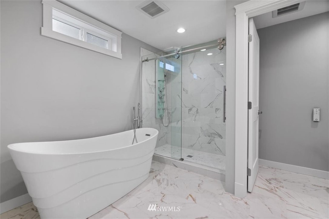 13107 Southeast 149th Street Renton, WA 98058 - Photo 21 of 28 Gallery Image 21