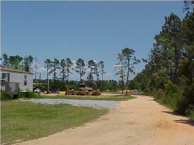 3926-1 Reinhardt Village Road Milton, FL 32583 - Photo 7 of 9 Gallery Image 7