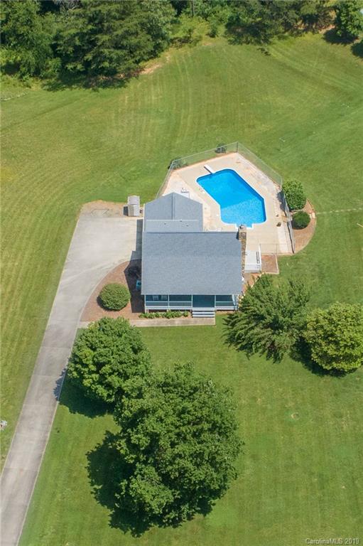 3817 Berry Road Hickory, NC 28602 - Photo 1 of 21 Gallery Image 1