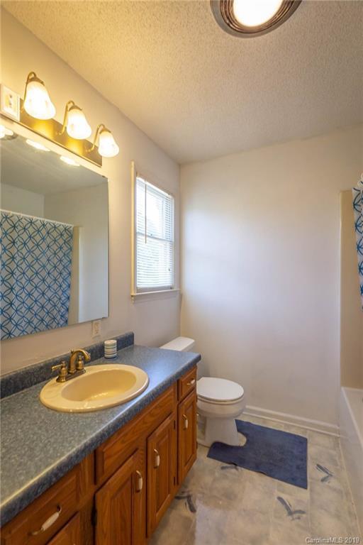 3817 Berry Road Hickory, NC 28602 - Photo 8 of 21 Gallery Image 8