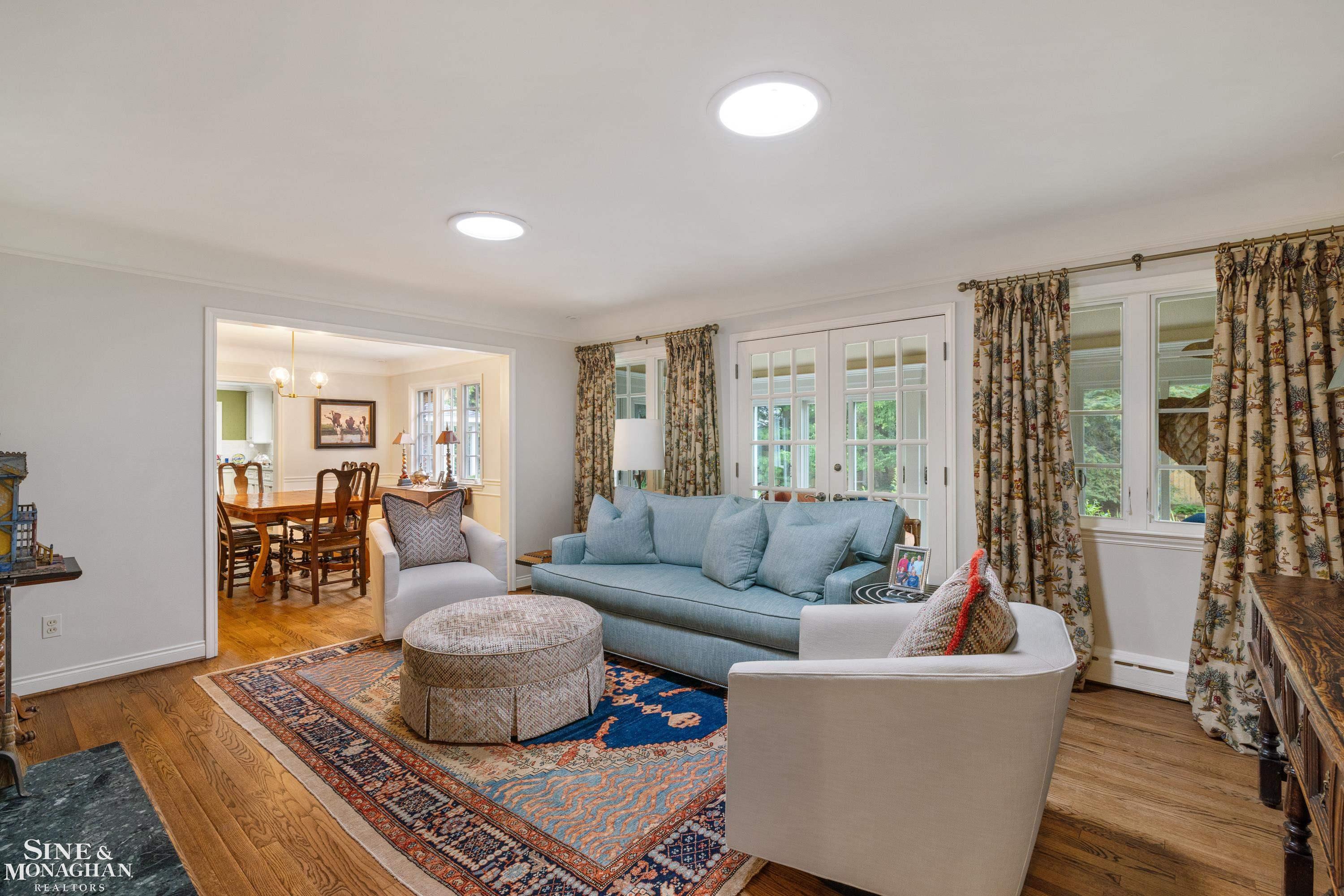 216 Ridge Road Grosse Pointe Farms, MI 48236 - Photo 10 of 50