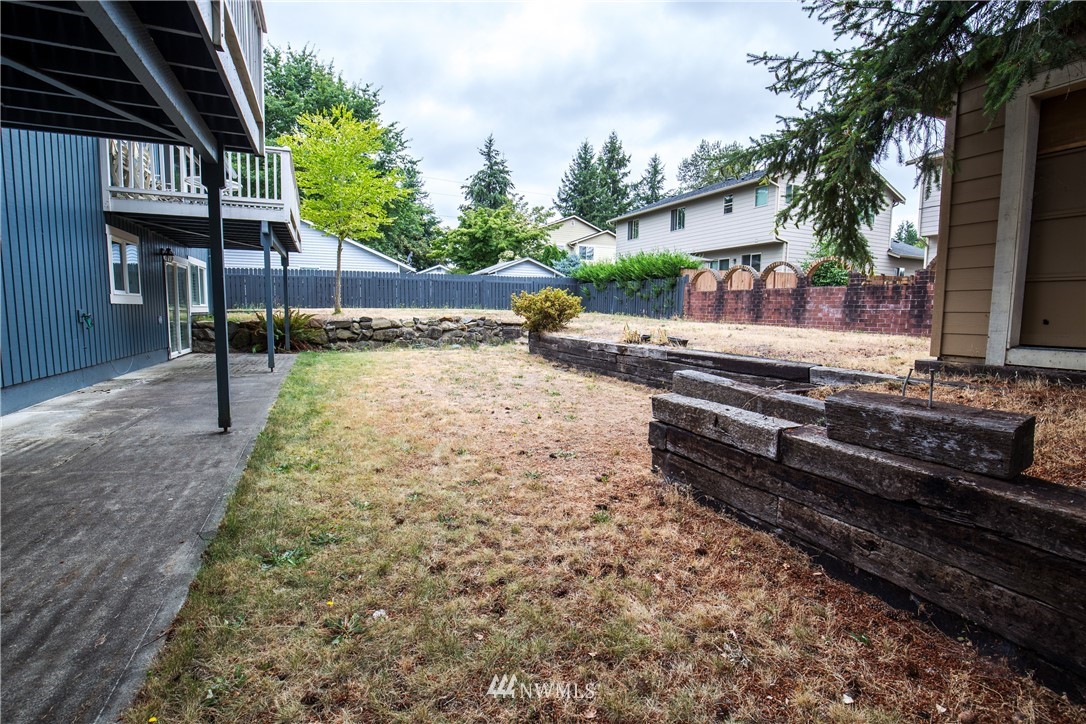 3914 Northeast 10th Street Renton, WA 98056 - Photo 25 of 25