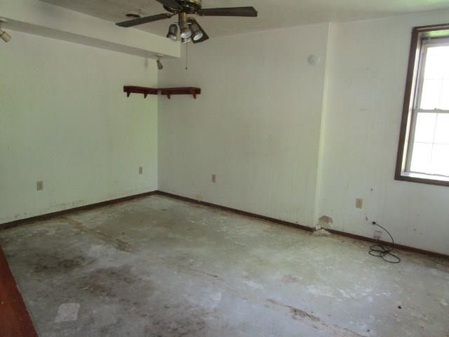 30 Mawhinney Road Cecil, PA 15321 - Photo 2 of 6