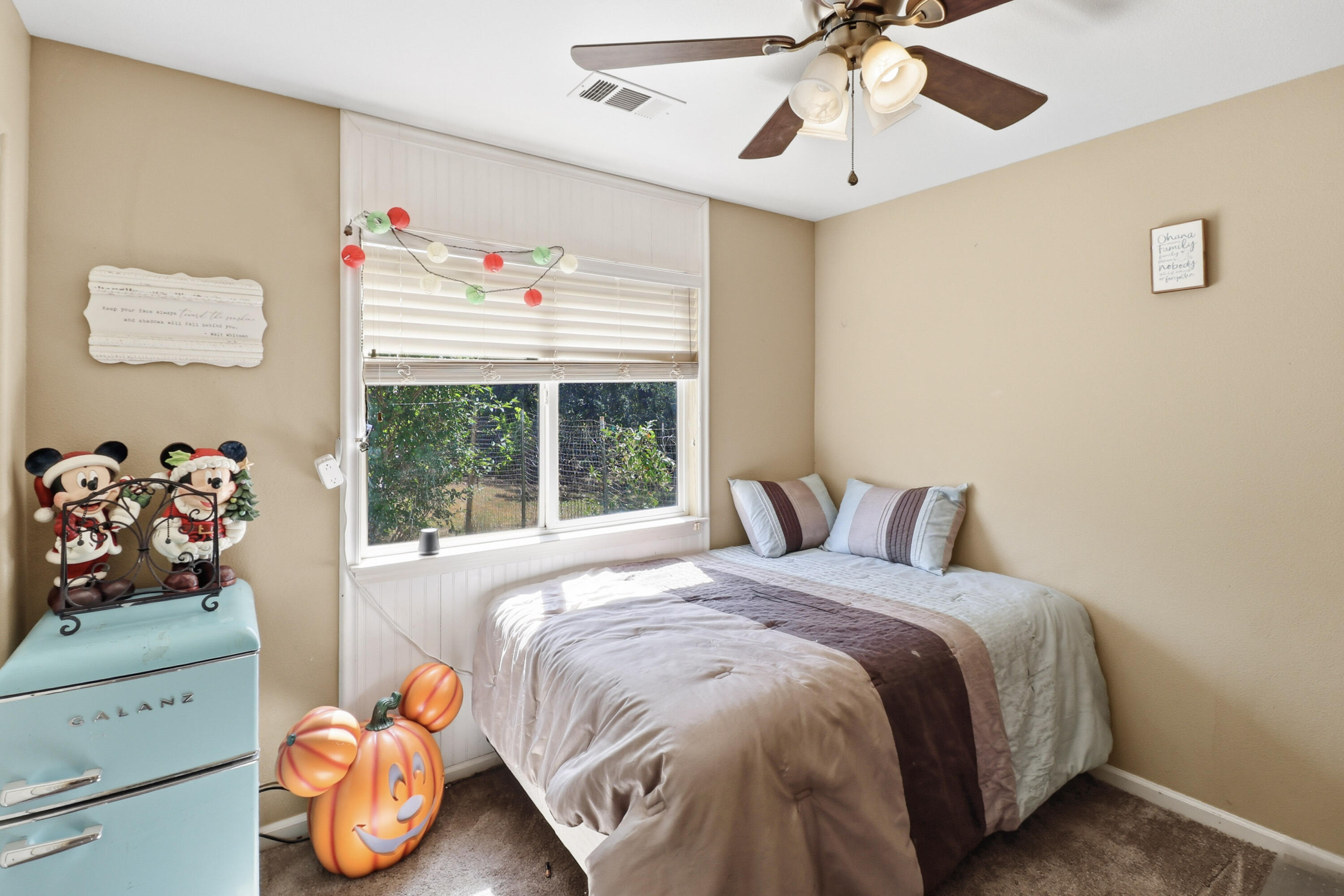 5094 Wilson Hill Road Manton, CA 96059 - Photo 19 of 35 2ND BEDROOM