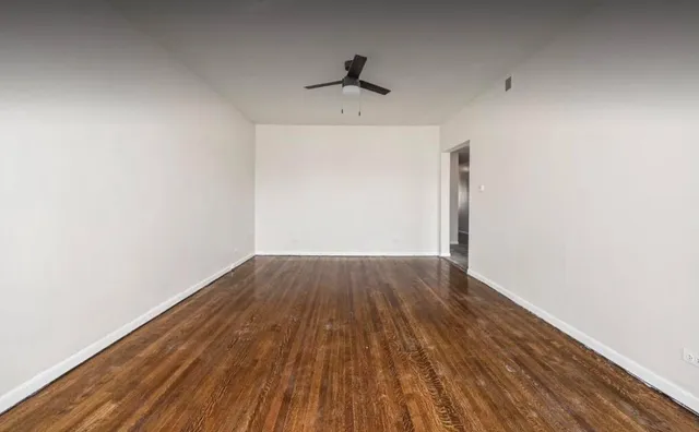 $1,300 | 6737 South East End Avenue, Unit 3N, Chicago, IL 60649