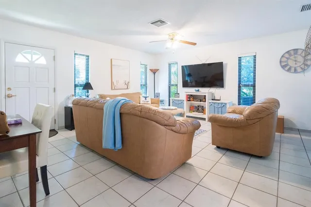 $2,750 | 813 Northwest 12th Avenue, Dania Beach, FL 33004