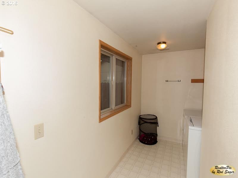 4172 Addy Loop Washougal, WA 98671 - Photo 16 of 20 Gallery Image 16