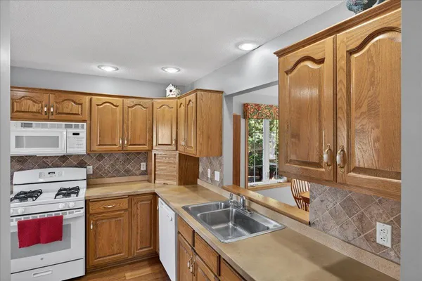 $335,000 | 11615 Parkview Drive, Becker, MN 55308