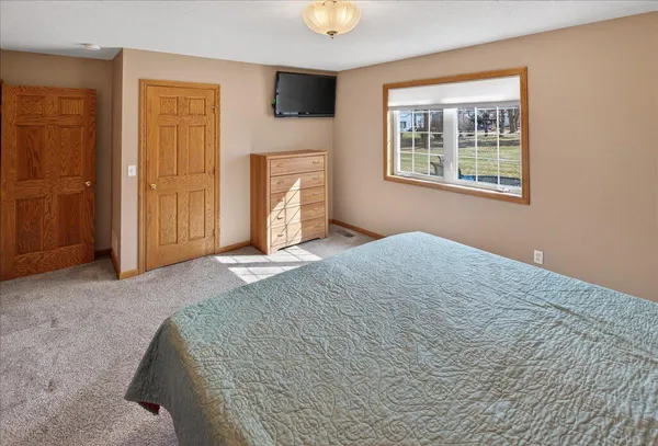 $335,000 | 11615 Parkview Drive, Becker, MN 55308