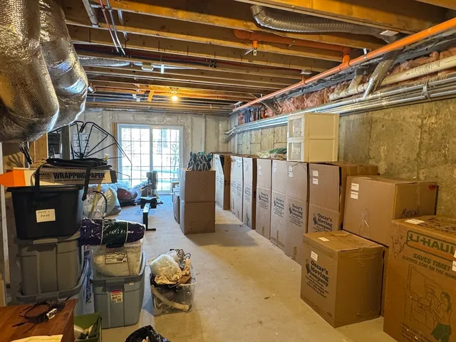 $4,150 | 165 Cambridge Road, Unit 13, Woburn, MA 01801