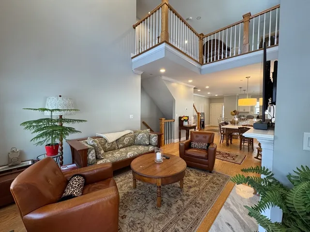 $4,150 | 165 Cambridge Road, Unit 13, Woburn, MA 01801