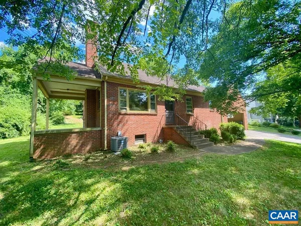 $699,900 | 912 St Charles Avenue, Charlottesville, VA 22901