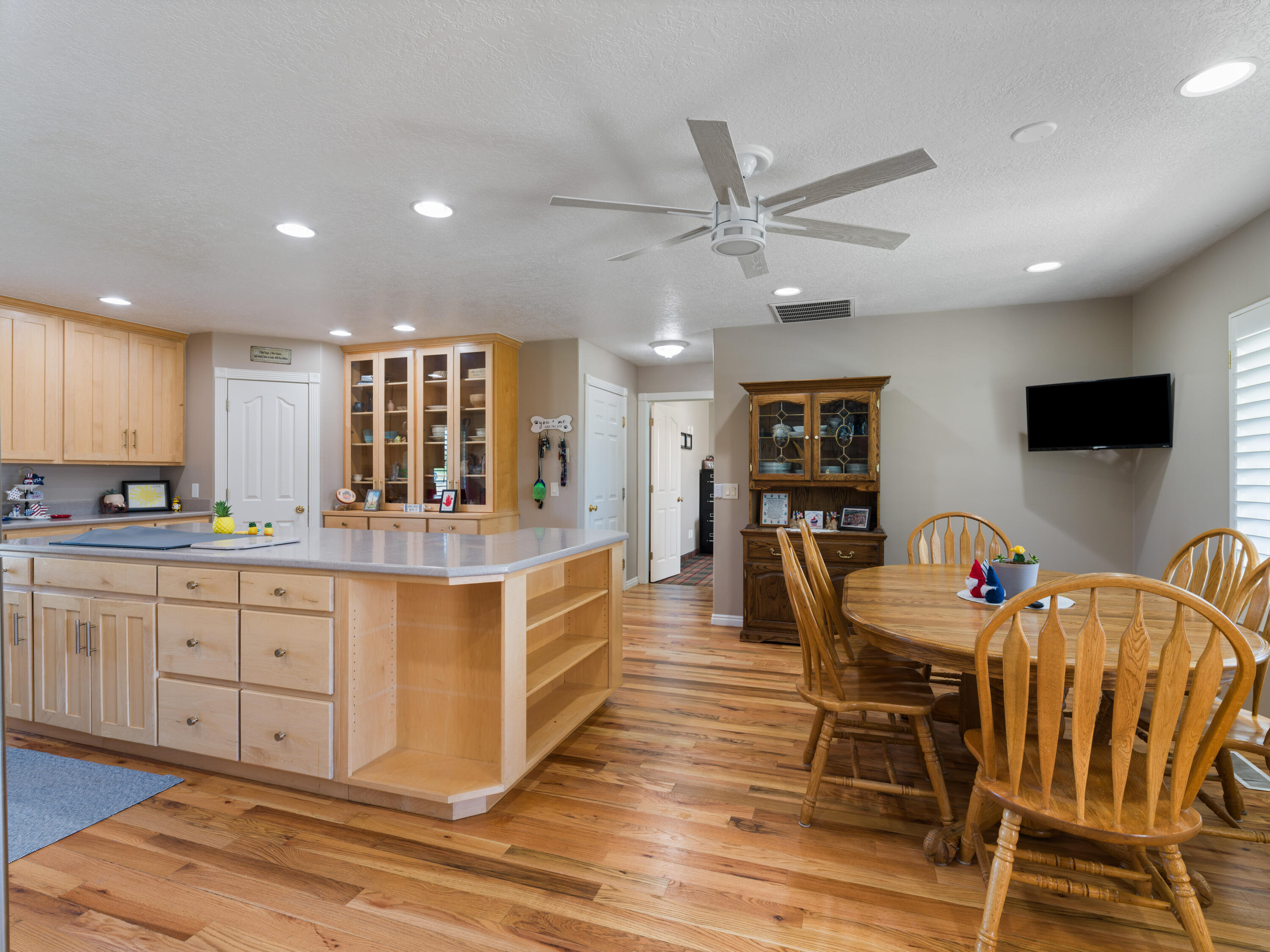 397 South Center Street Enterprise, UT 84725 - Photo 14 of 40 14-B0002131