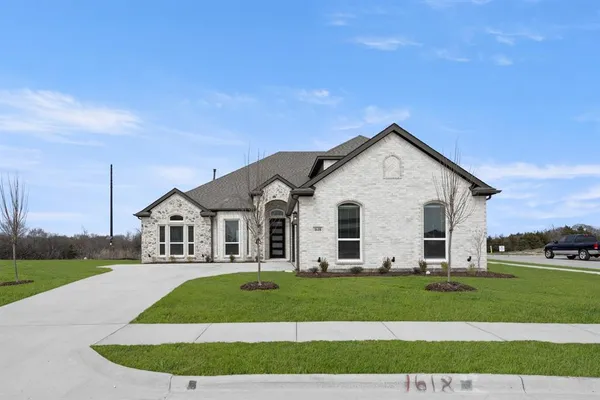 $744,173 | 1618 Whisperwood Way, Midlothian, TX 76065