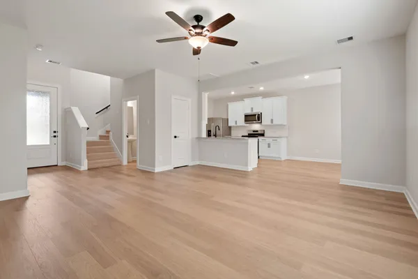 $2,835 | 21550 Bluebonnet Bay Drive, Montgomery, TX 77316