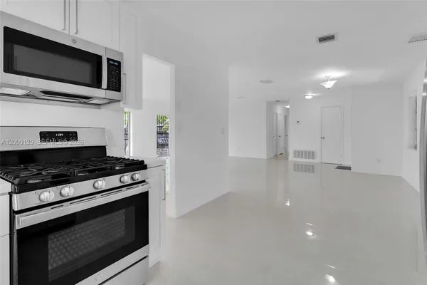 $3,600 | 13011 Southwest 80th Street, Miami, FL 33183