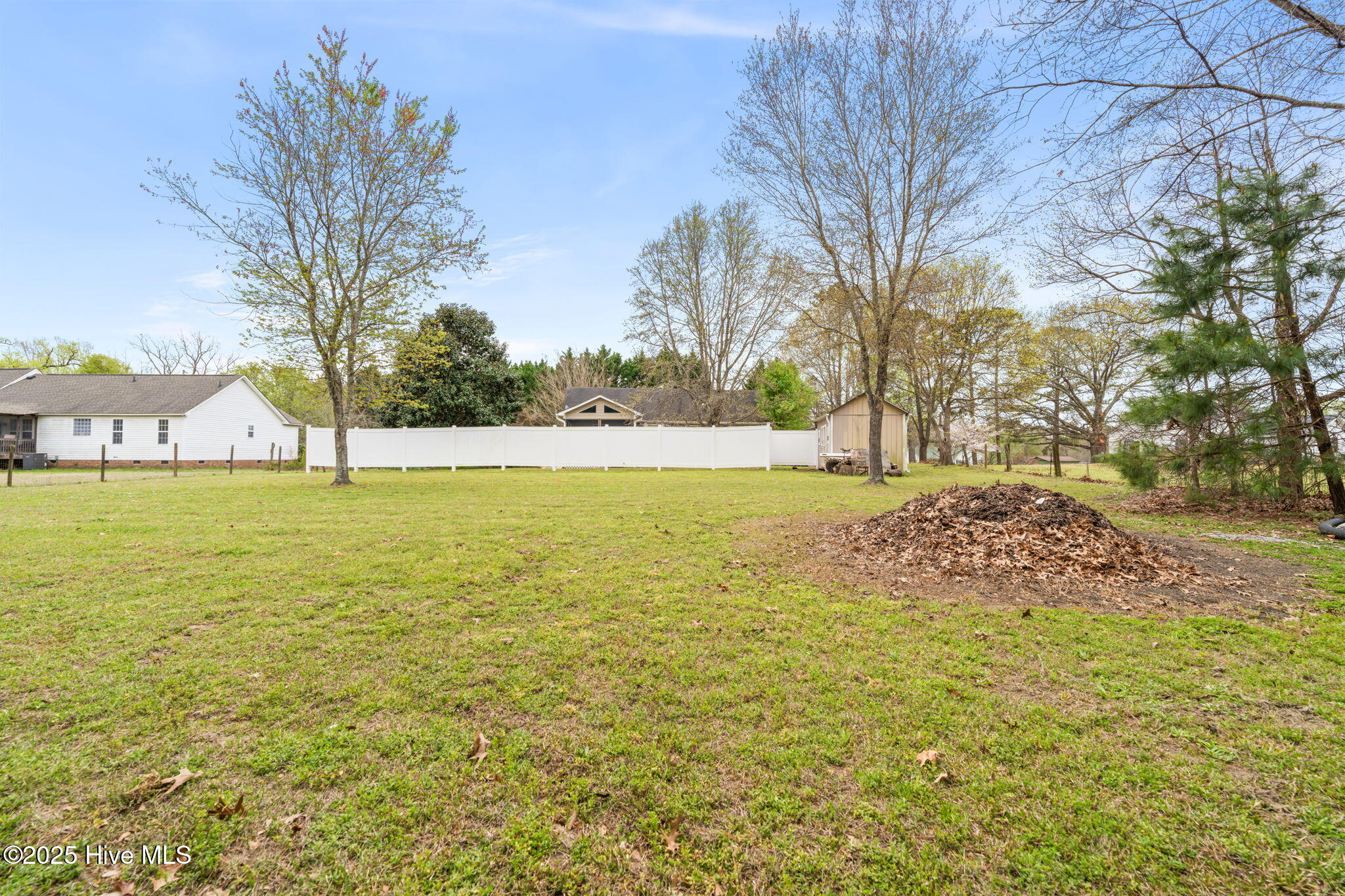 2782 North Shiloh Road Garner, NC 27529 - Photo 32 of 40 32-web-or-mls-DSC00690