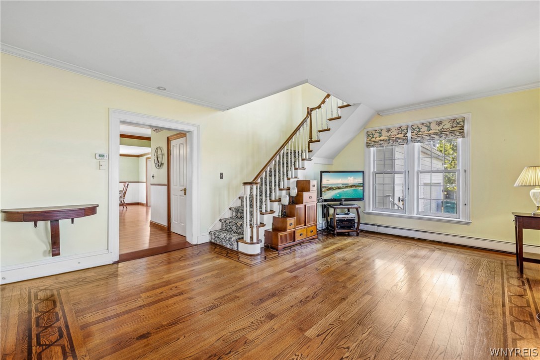 5910 Salt Road Clarence, NY 14031 - Photo 31 of 43 Living room/cherry hardwood thruout Flr 1