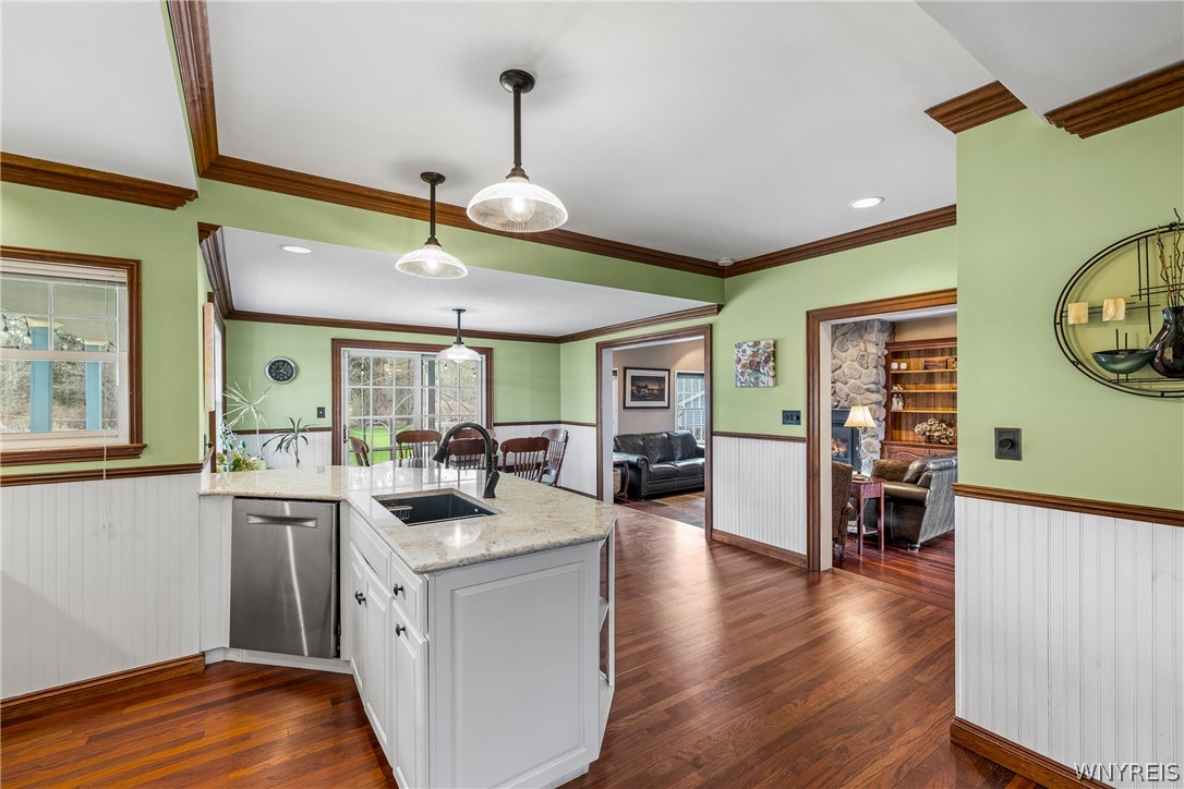 5910 Salt Road Clarence, NY 14031 - Photo 7 of 43