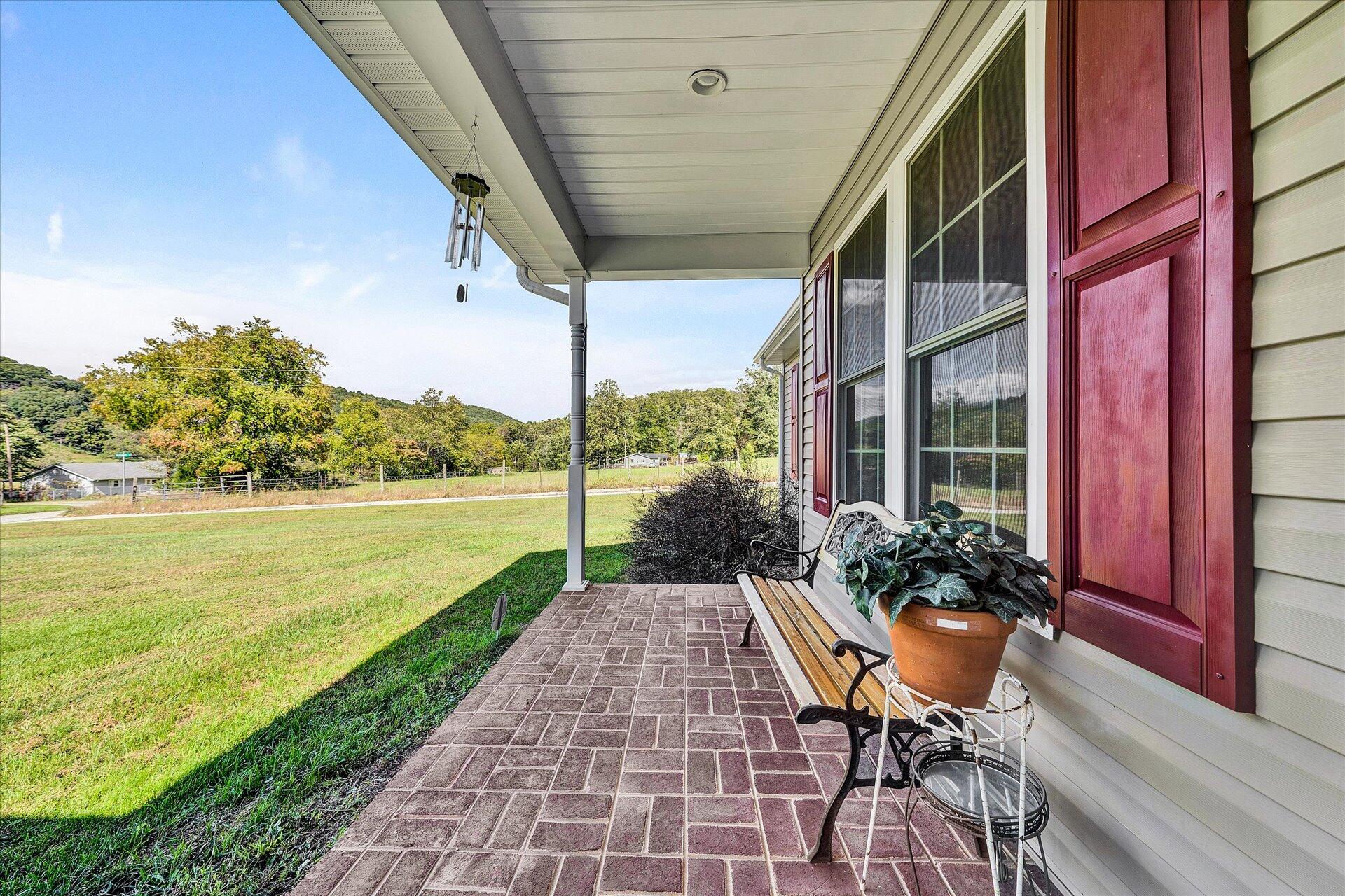 2114 Pico Road Buchanan, VA 24066 - Photo 3 of 44 03-DSC00523