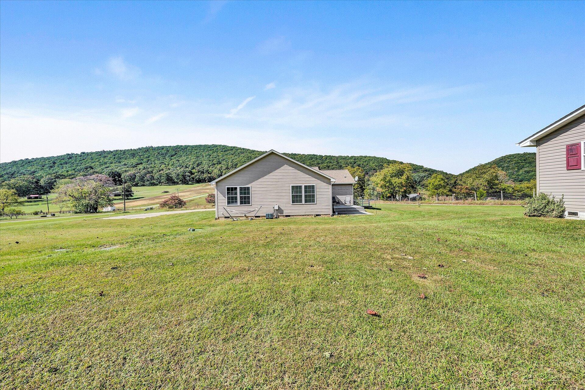 2114 Pico Road Buchanan, VA 24066 - Photo 33 of 44 33-DSC00547