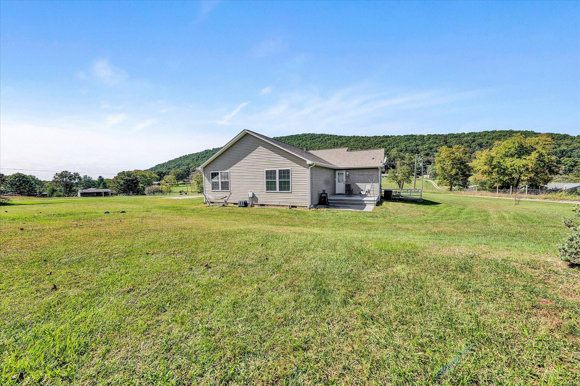 2114 Pico Road Buchanan, VA 24066 - Photo 35 of 44 35-DSC00553