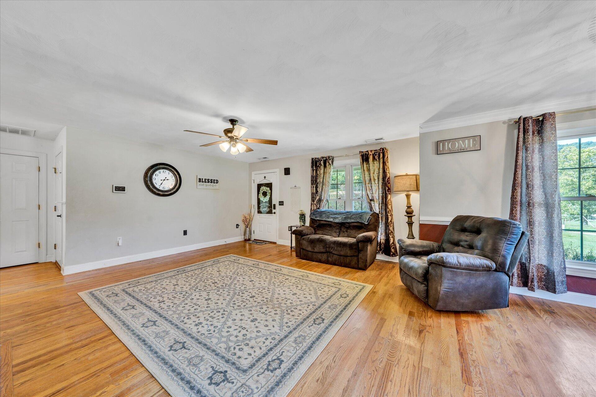 2114 Pico Road Buchanan, VA 24066 - Photo 8 of 44 07-DSC00478