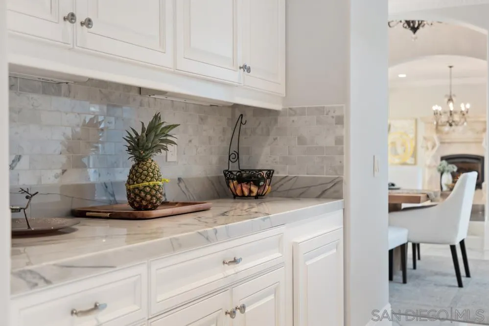 8129 Via Luna Rancho Santa Fe, CA 92067 - Photo 14 of 54 Gallery Image 14
