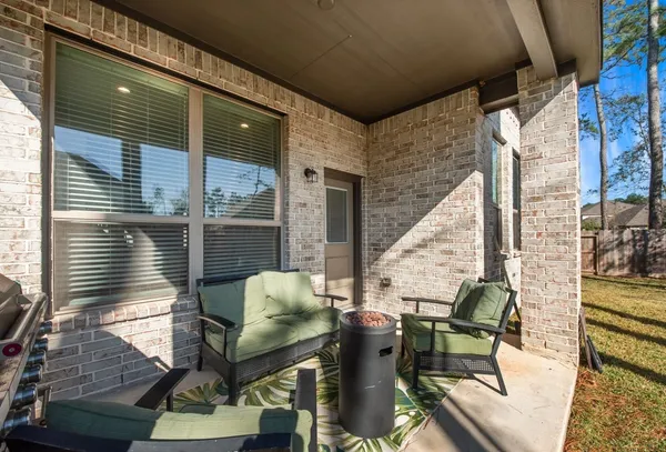 $379,900 | 410 Soapberry Tree Court, Willis, TX 77318