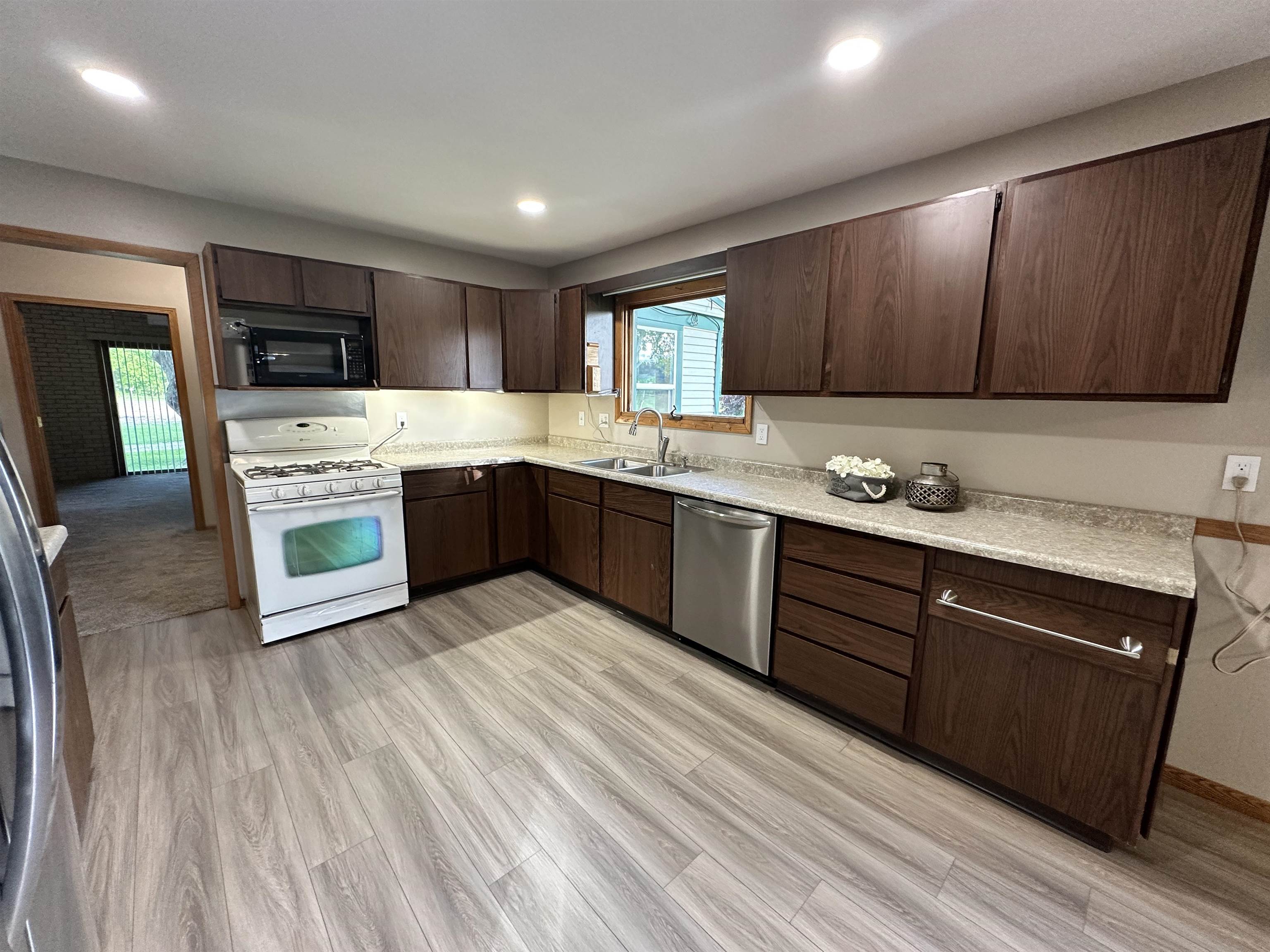 N2224 Wafle Road Mauston, WI 53948 - Photo 10 of 82