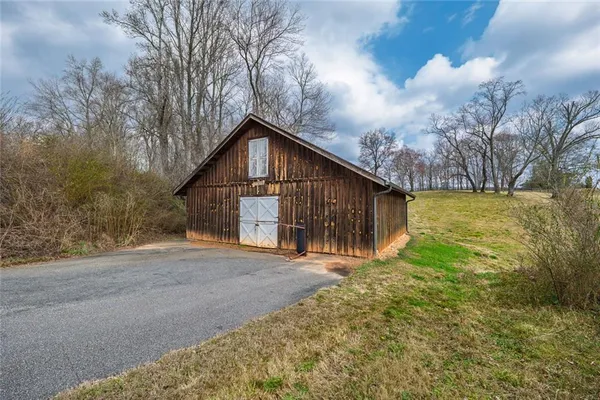$1,500,000 | 250 Frank Bruce Road, Dawsonville, GA 30534