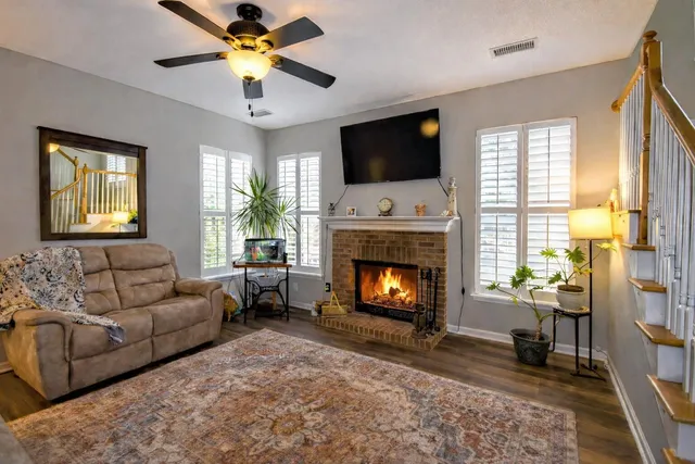 $479,000 | 4079 Laurelwood Drive, Charleston, SC 29414